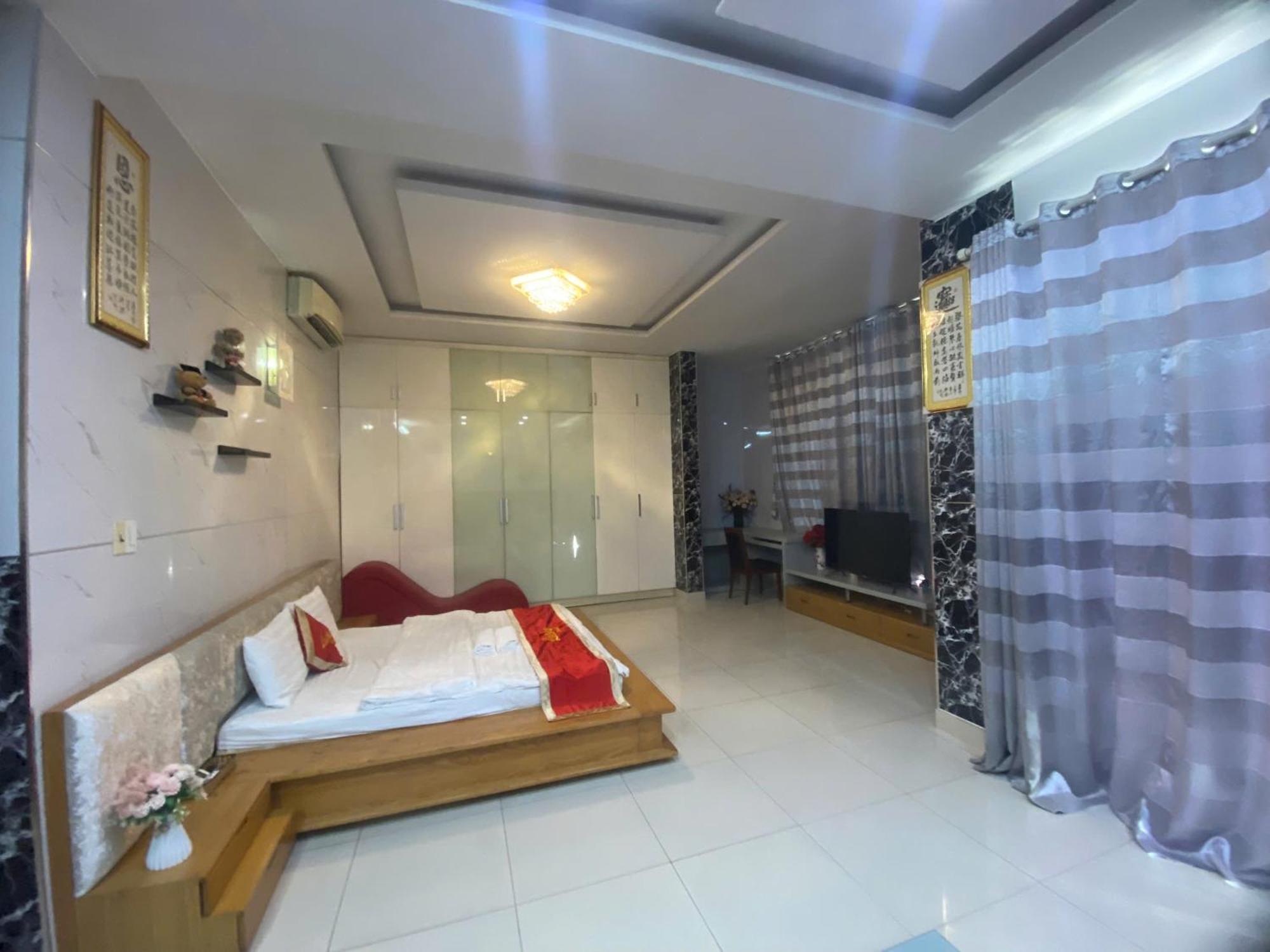 Lucky Hotel Thành Pho Ho Chí Minh Esterno foto
